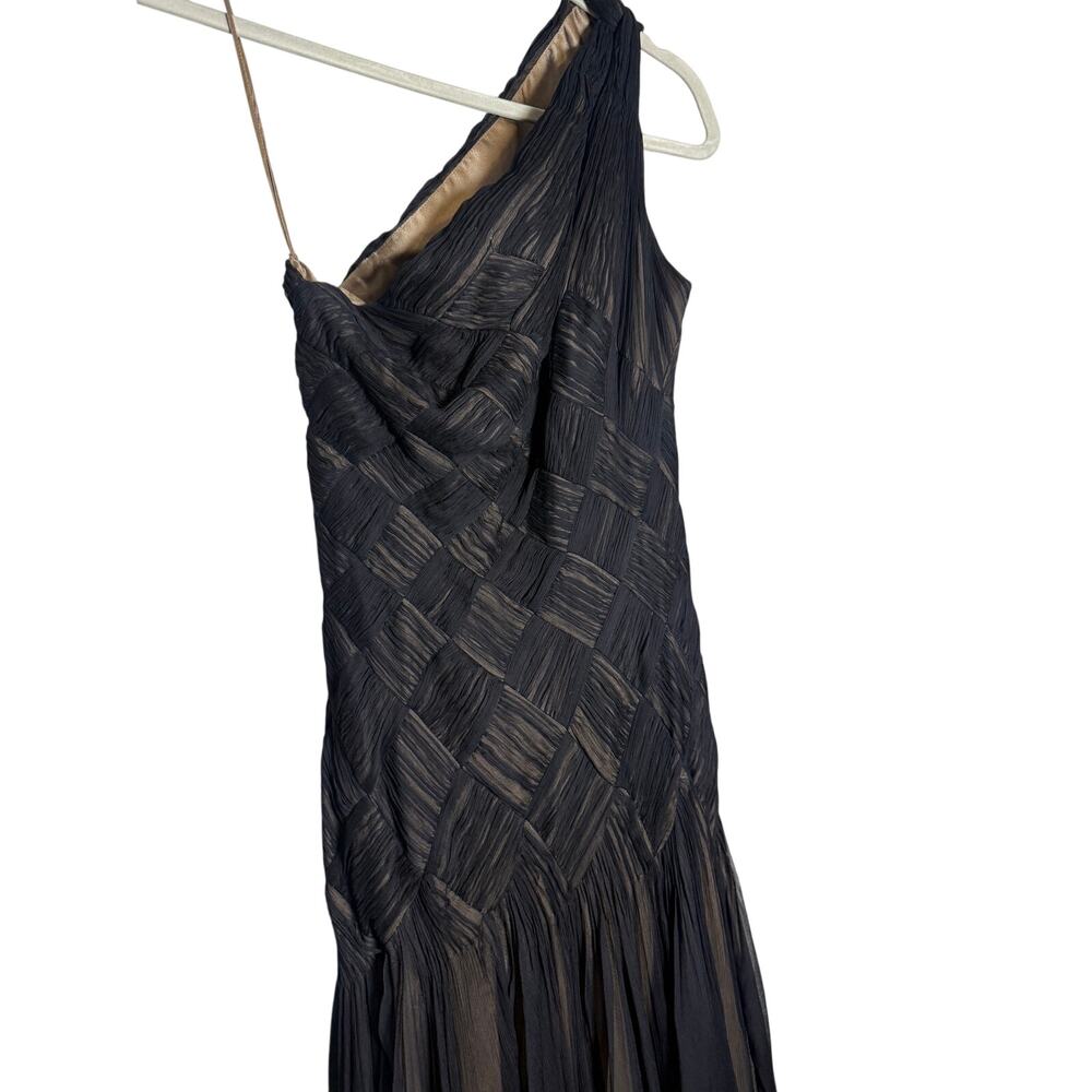 Tadashi Shoji Black One Shoulder Silk Gown Sz. 6 - Picture 4 of 12